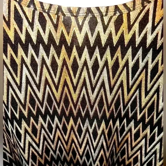 Lularoe Xs Elegant Carly in a black, gold , and‎ grey chevron pattern. NWT. - Picture 4 of 10